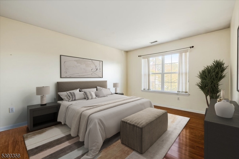 PARKSIDE - Residential