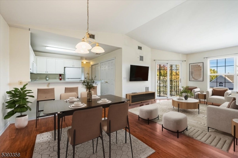 PARKSIDE - Residential