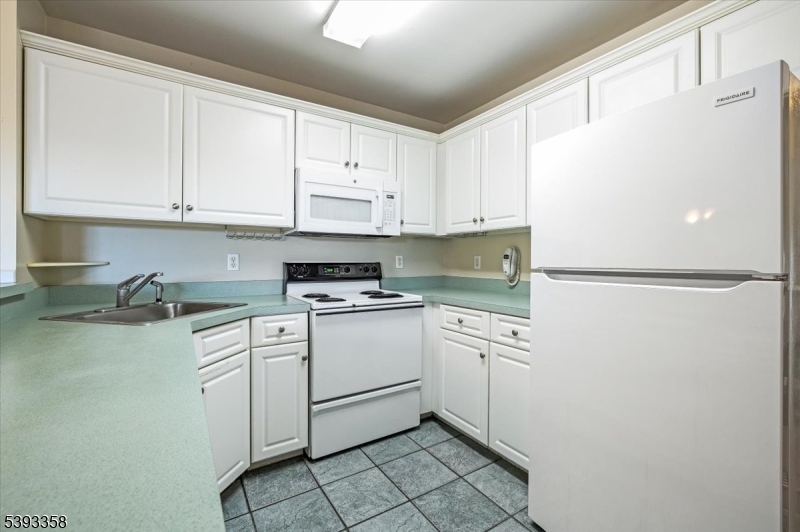 PARKSIDE - Residential