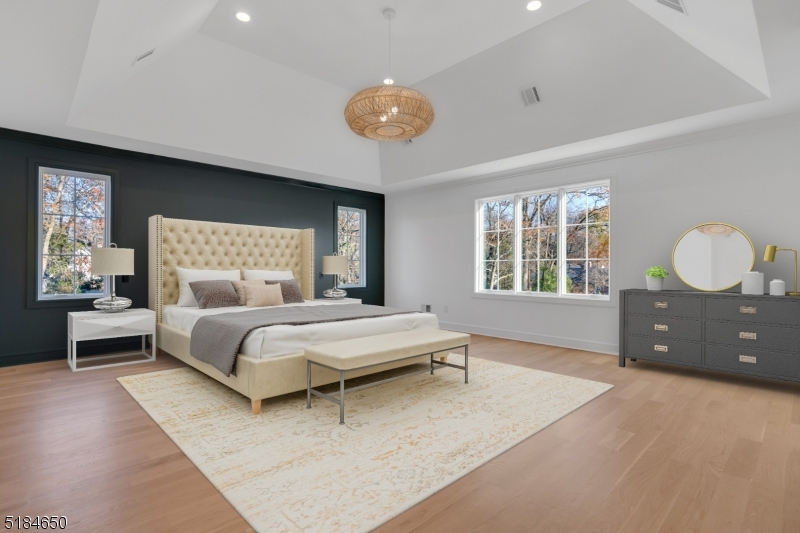 CHESTNUT HILL - Residential