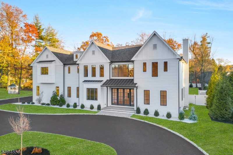 CHESTNUT HILL - Residential