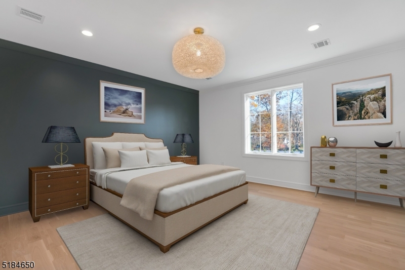 CHESTNUT HILL - Residential