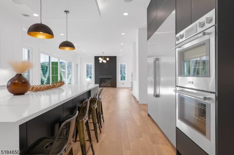 CHESTNUT HILL - Residential