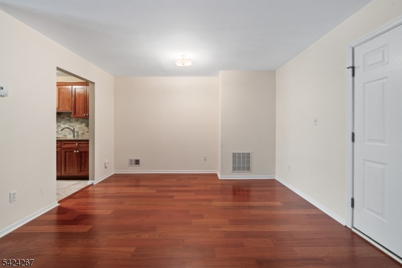 Montgomery Hills - Residential