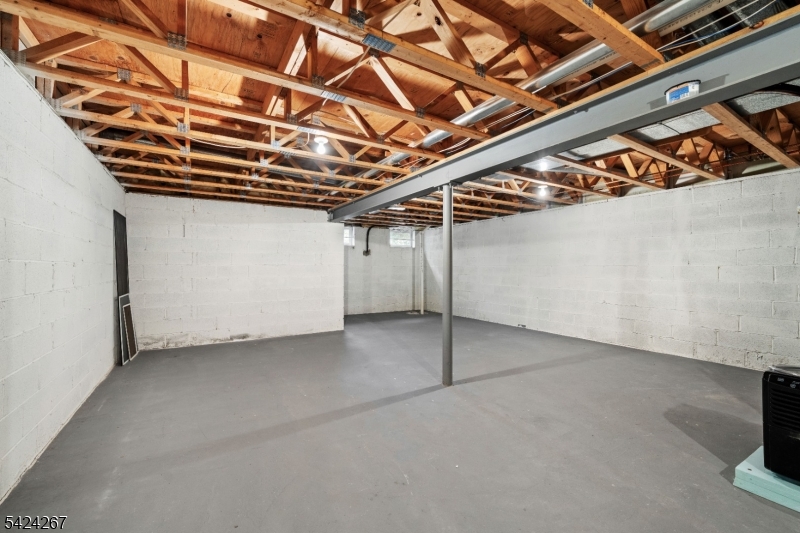 Montgomery Hills - Residential