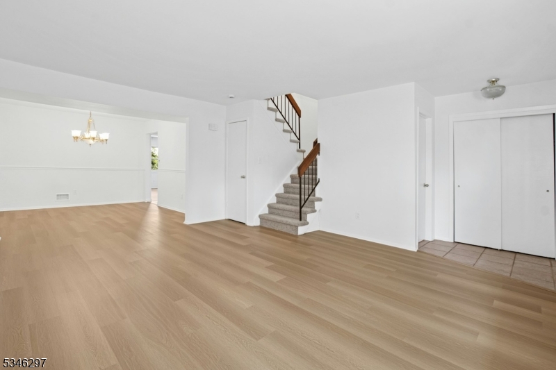 33 Wareham Village