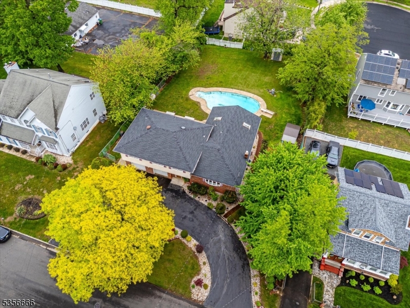 878 Beatrice Pkwy