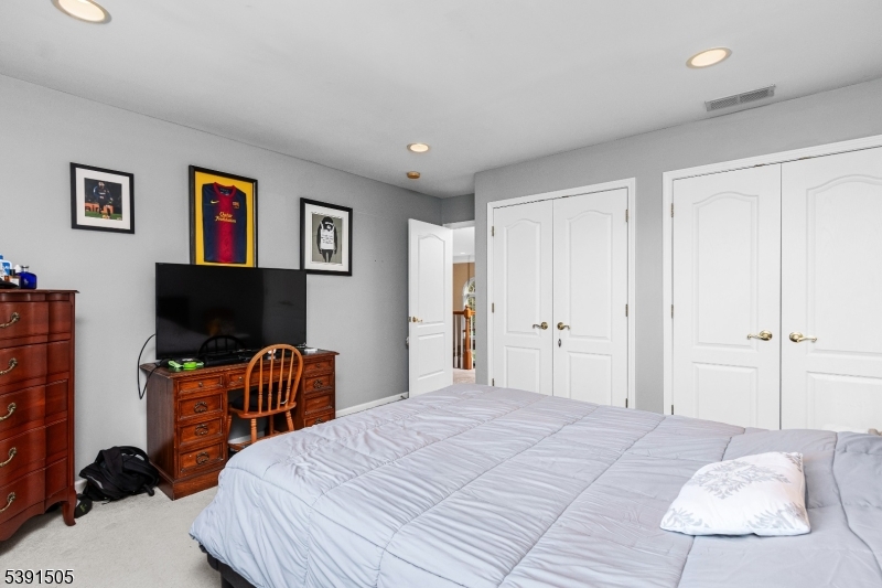 Greenwich Hills - Residential