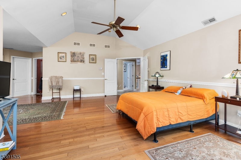 Greenwich Hills - Residential