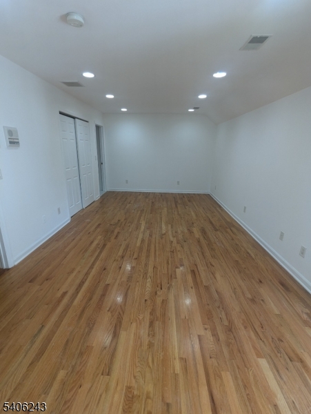 Maplewood Crossings - Residential Lease