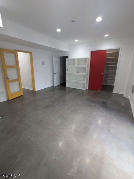 Maplewood Crossings - Residential Lease