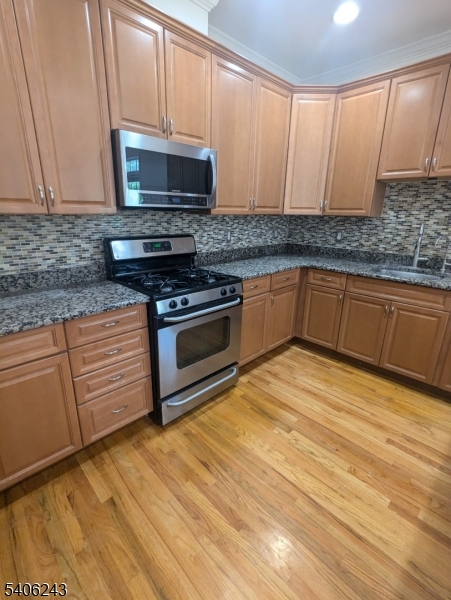 Maplewood Crossings - Residential Lease