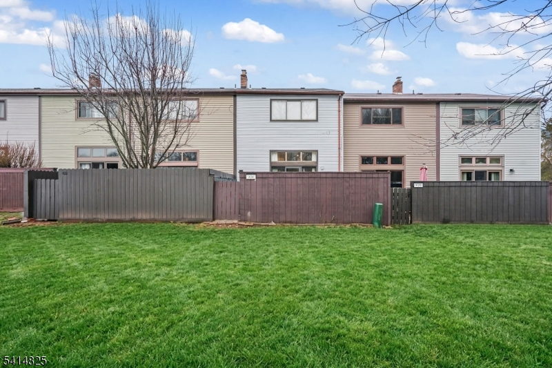 Brookside Square - Residential