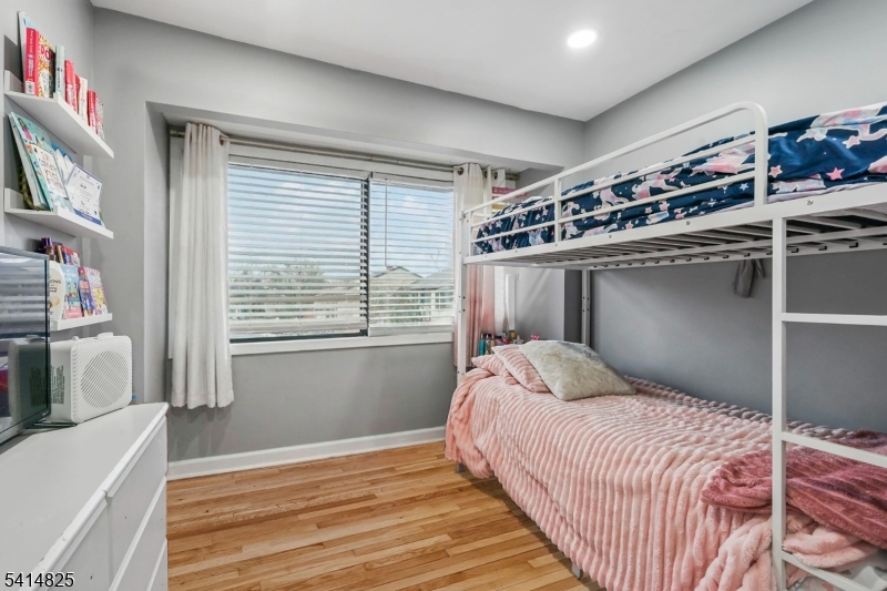 Brookside Square - Residential