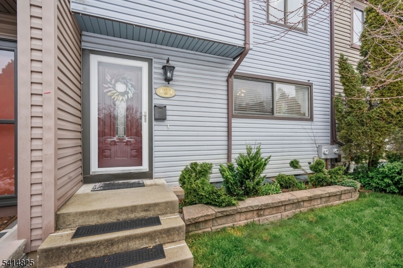 Brookside Square - Residential