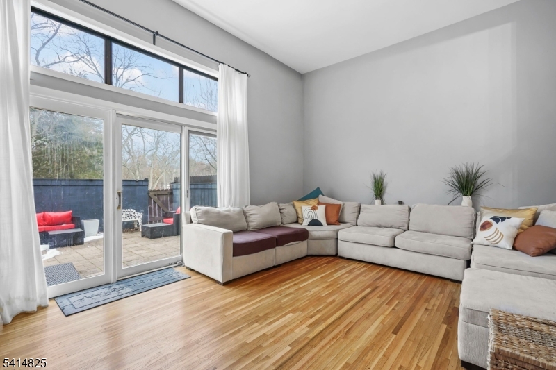 Brookside Square - Residential