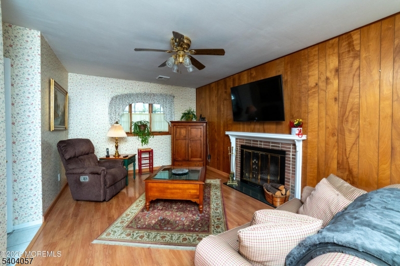 Lakeridge - Residential