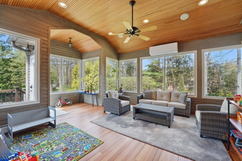 Rio Vista - Residential