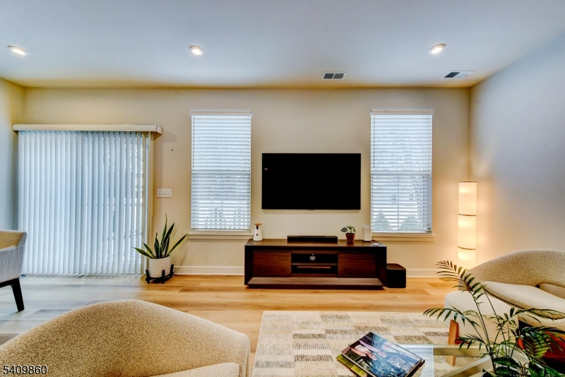 Promenade at Somerset - Residential