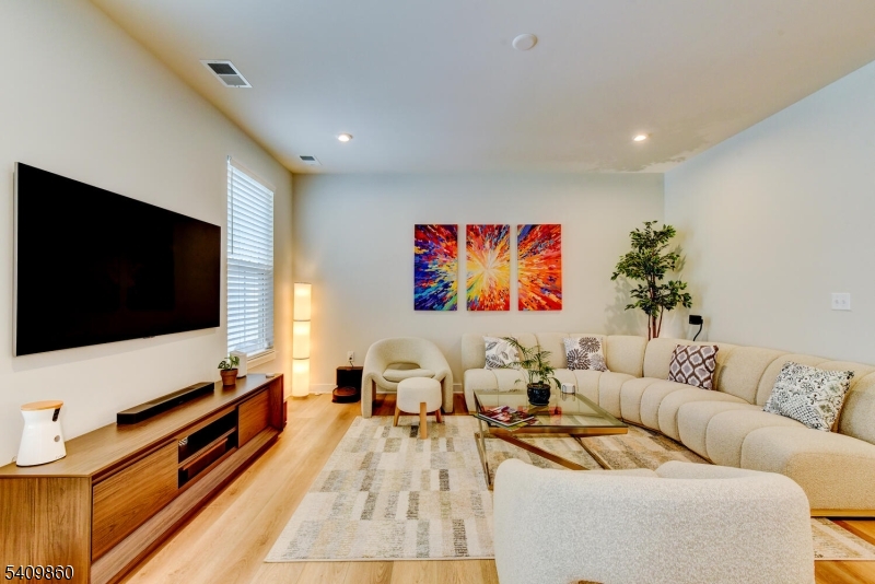 Promenade at Somerset - Residential