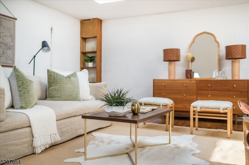 The Hill - Residential