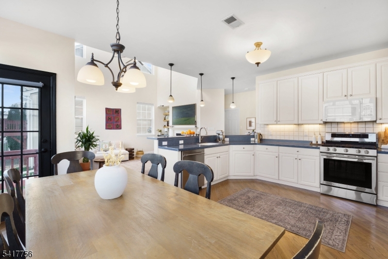 Stratton Meadows - Residential