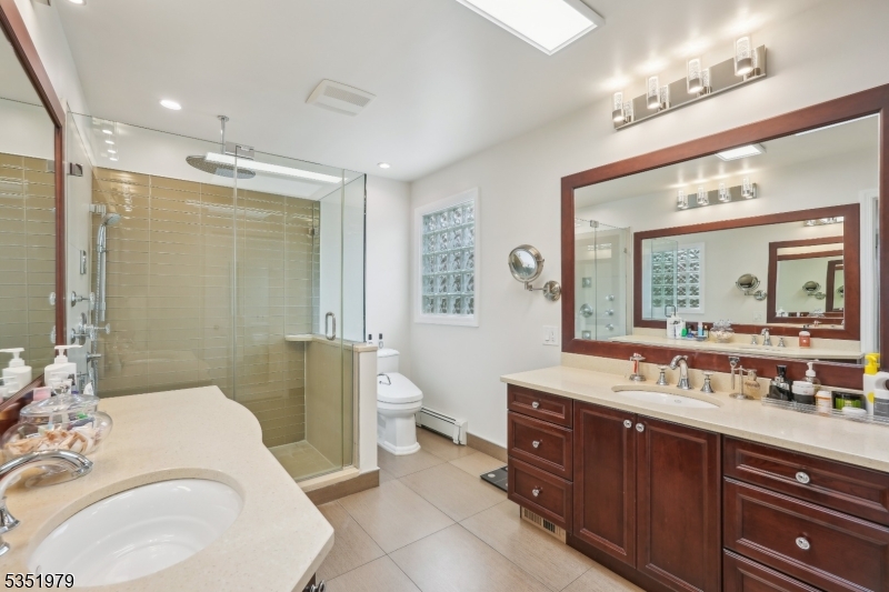 COVENTRY - Residential