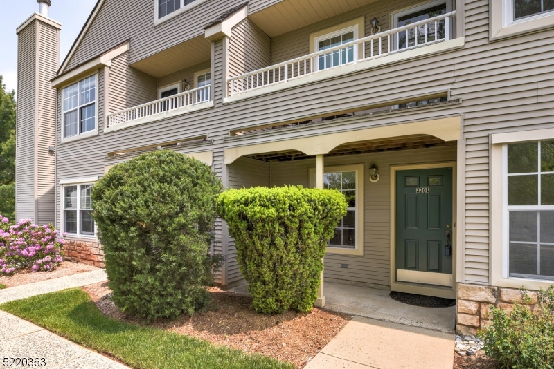 Bridle Club - Residential Lease