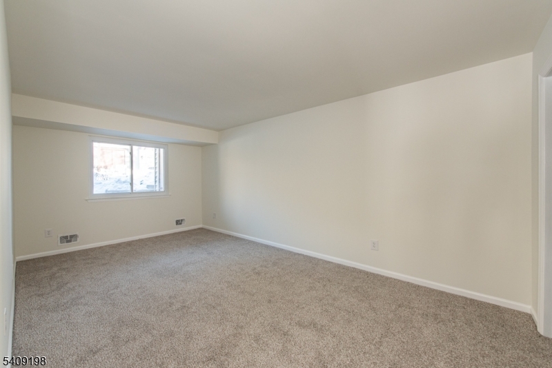 Oak Knoll Village - Residential