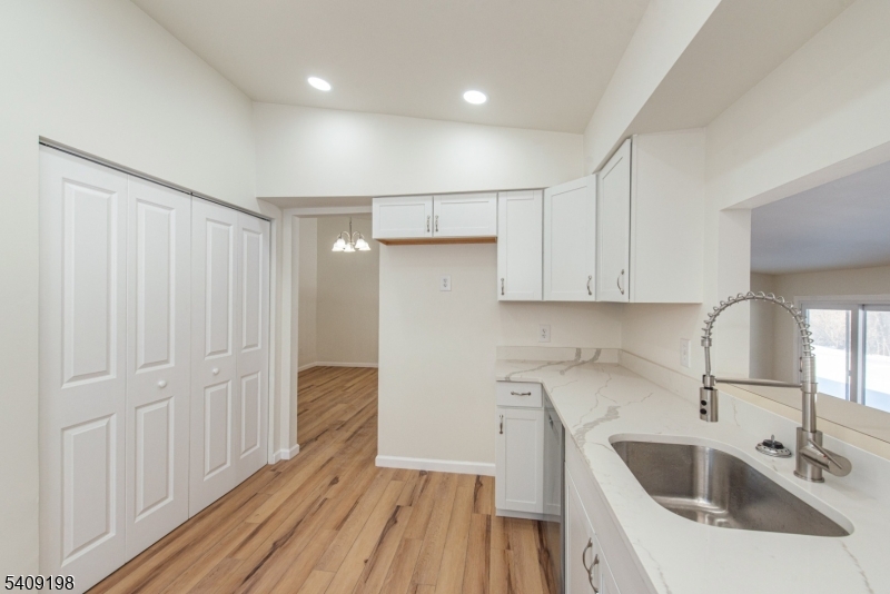 Oak Knoll Village - Residential