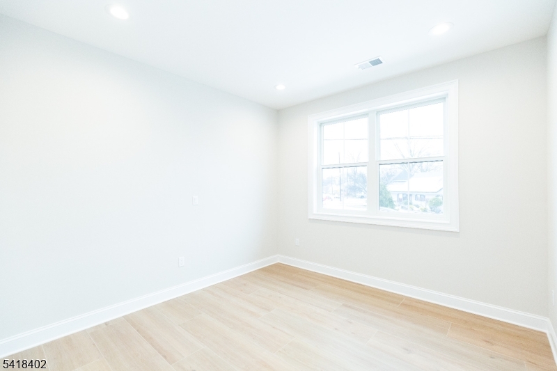 Nixon Park - Residential