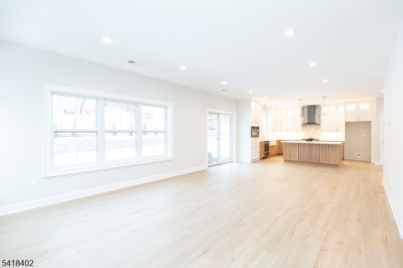 Nixon Park - Residential