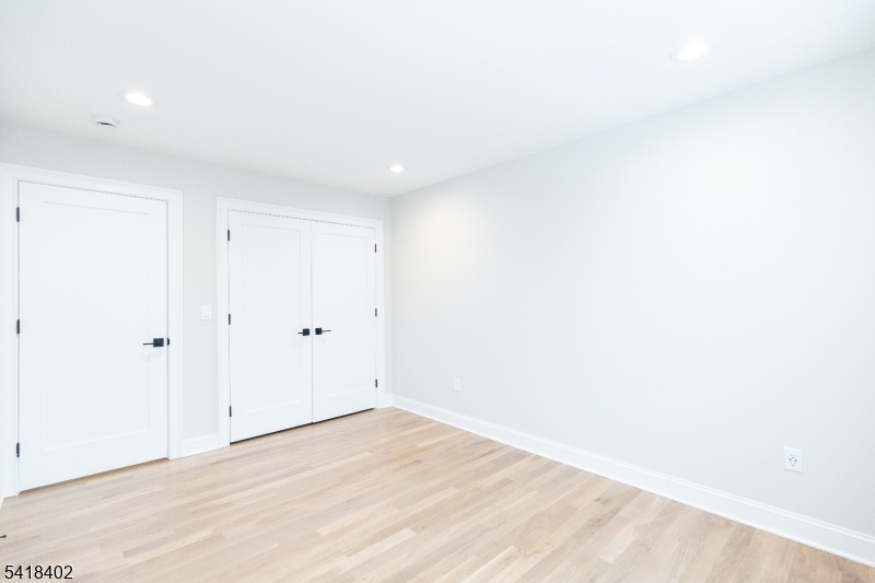 Nixon Park - Residential