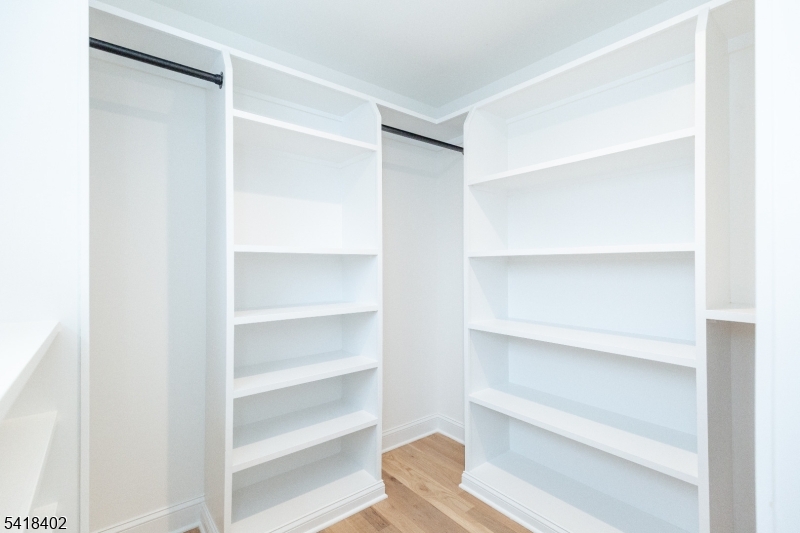 Nixon Park - Residential