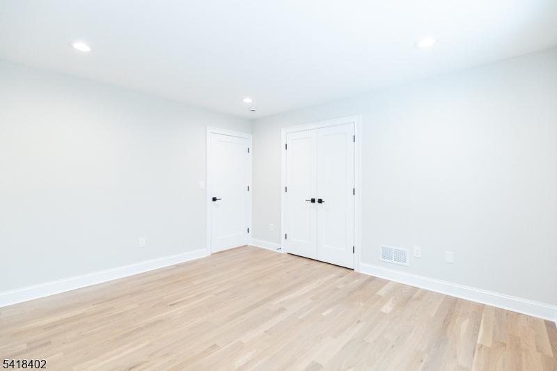 Nixon Park - Residential