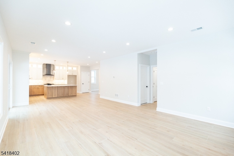 Nixon Park - Residential