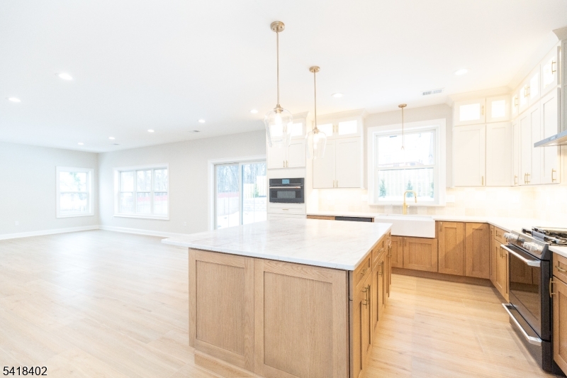 Nixon Park - Residential