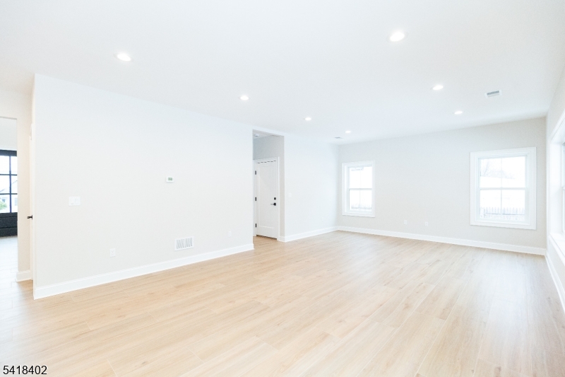 Nixon Park - Residential