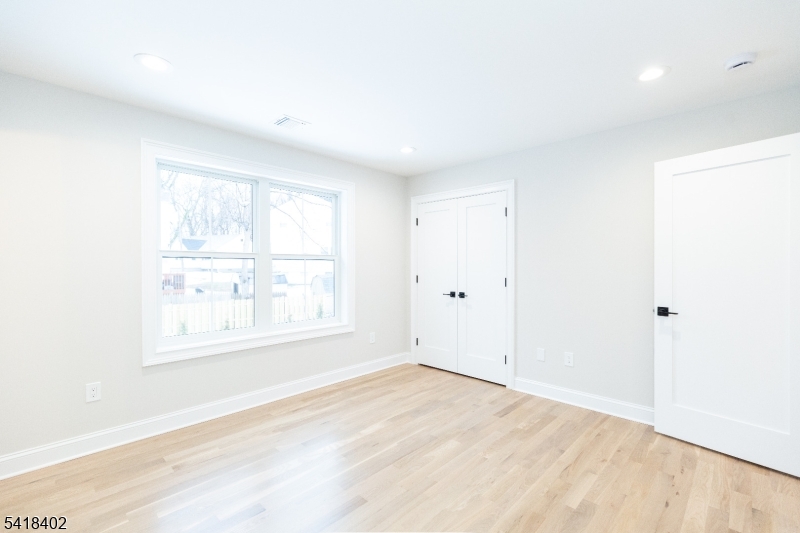 Nixon Park - Residential