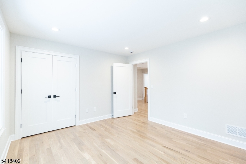 Nixon Park - Residential