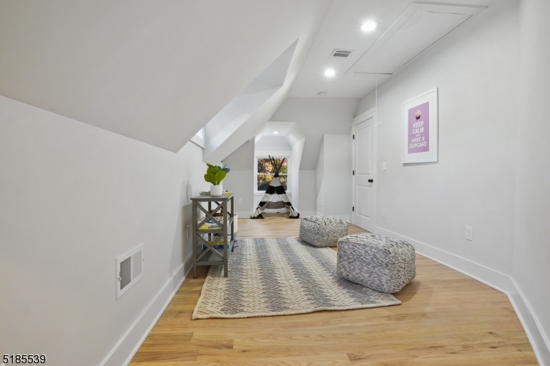 Walnut/Watchung - Residential