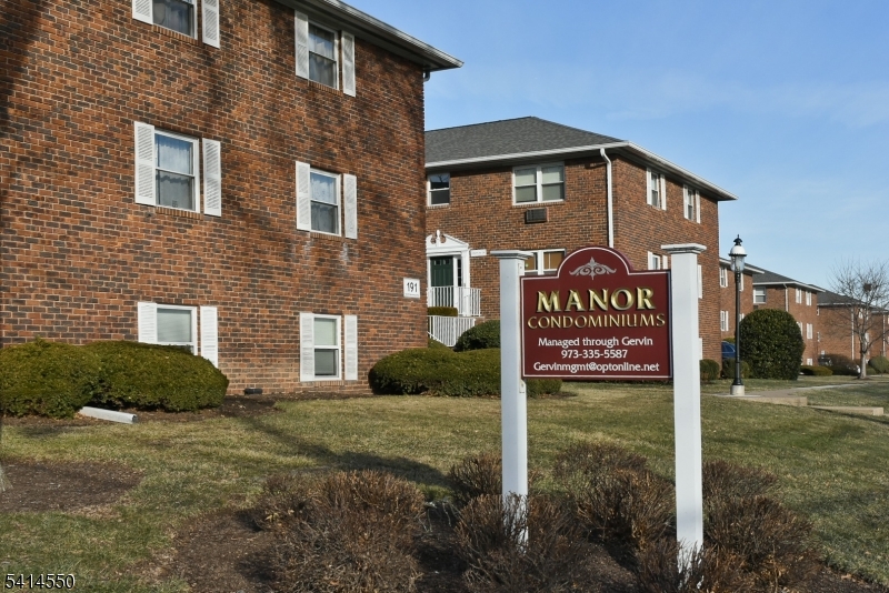 Manor (Model C) - Residential Lease