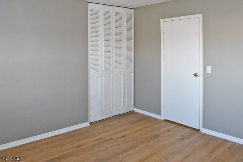 Manor (Model C) - Residential Lease