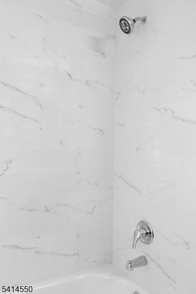 Manor (Model C) - Residential Lease