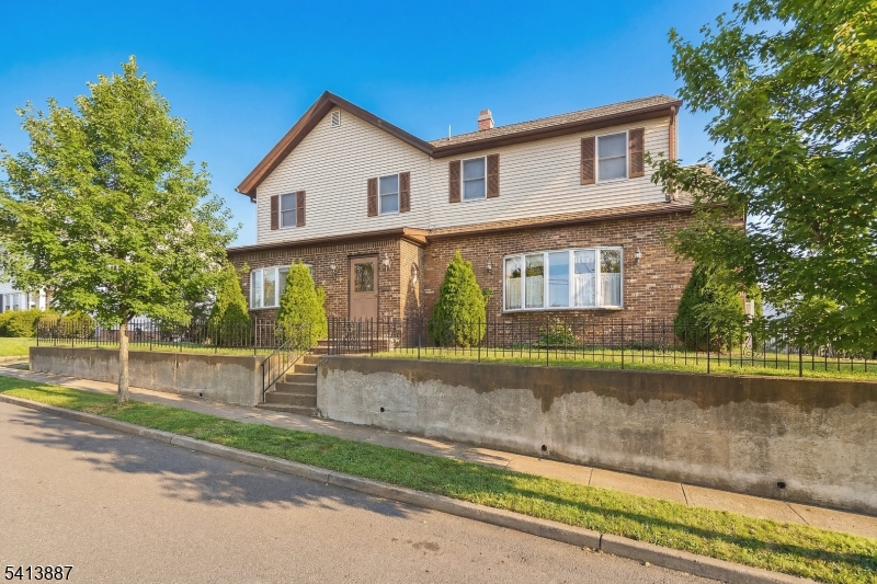 Lake View - Residential