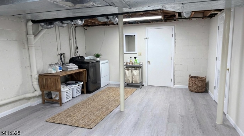 Hastings Square - Residential Lease