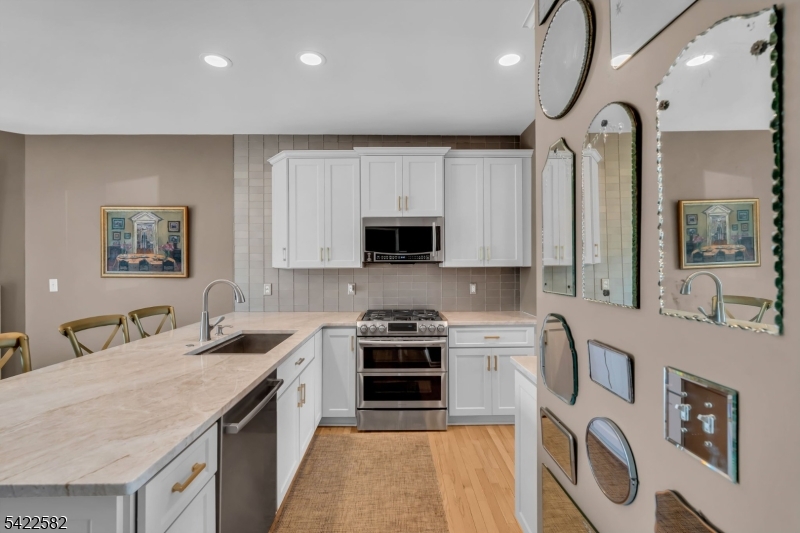 Lakeshore Village - Residential