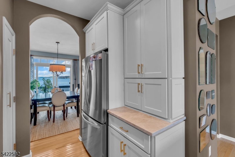 Lakeshore Village - Residential