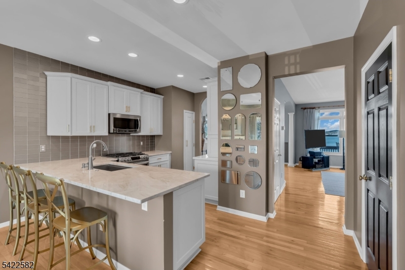 Lakeshore Village - Residential