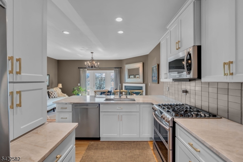 Lakeshore Village - Residential